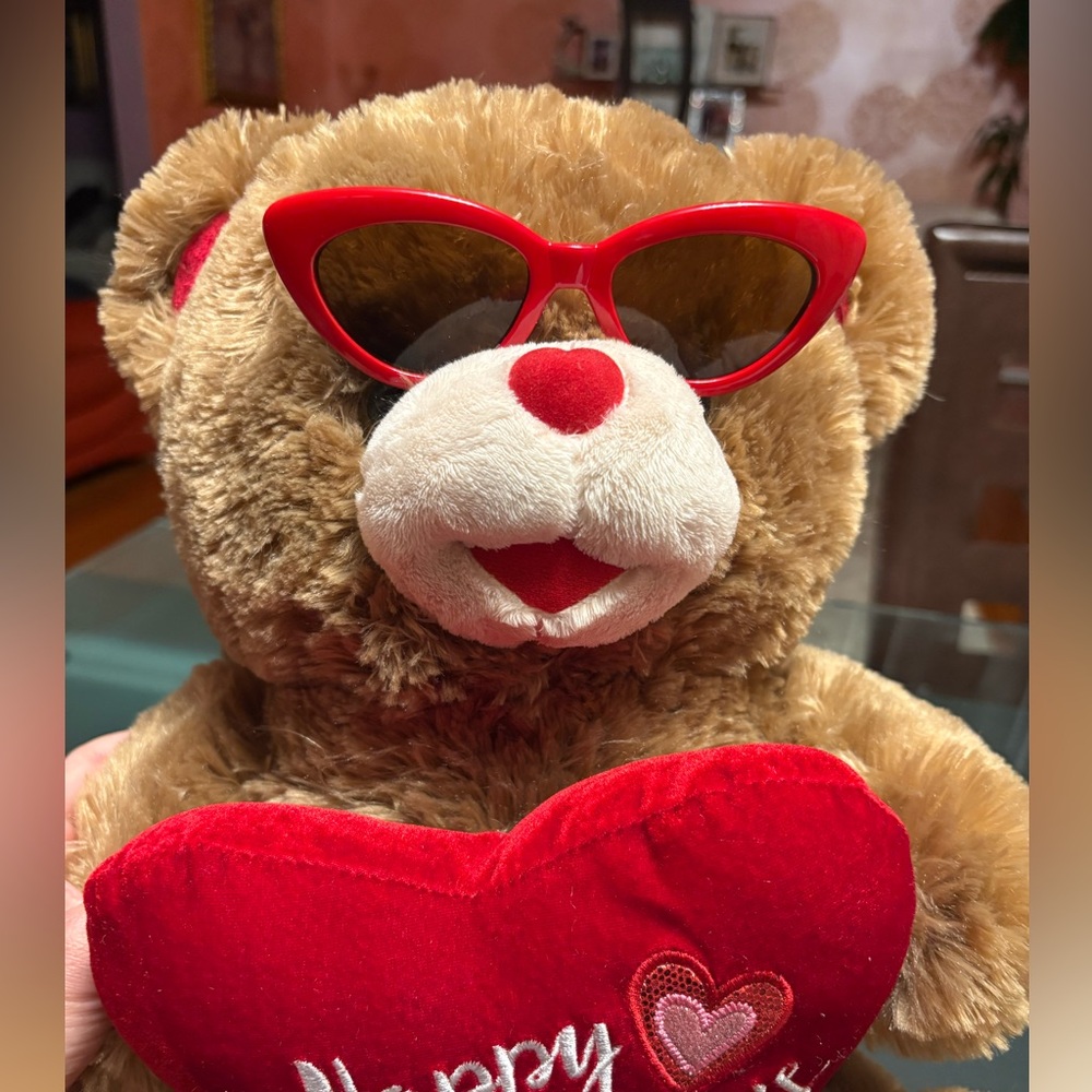 Red Cat-Eye Sunglasses by Zara - Picture 5 of 8